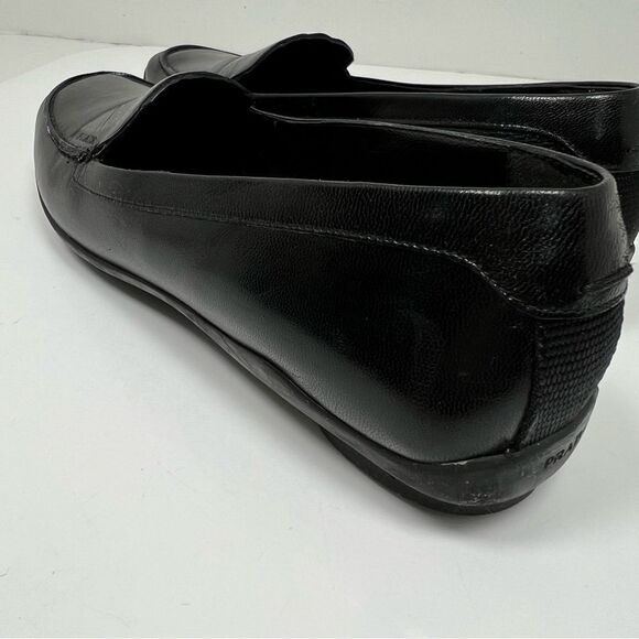Prada Women's Black Leather Loafers Size 38.5 / 8.5 - Picture 5 of 11